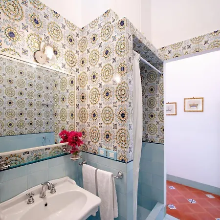 Dei Fisici Positano